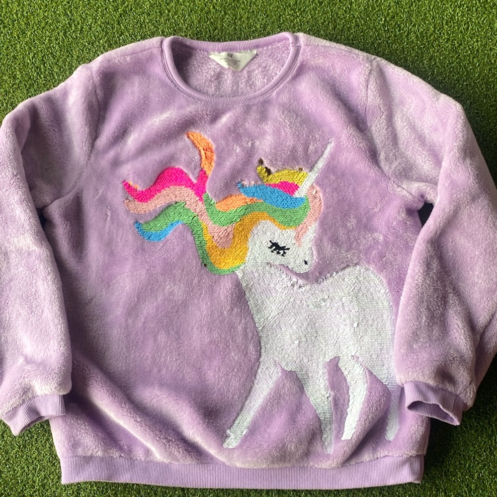 NWOT H&M unicorn sweatshirt